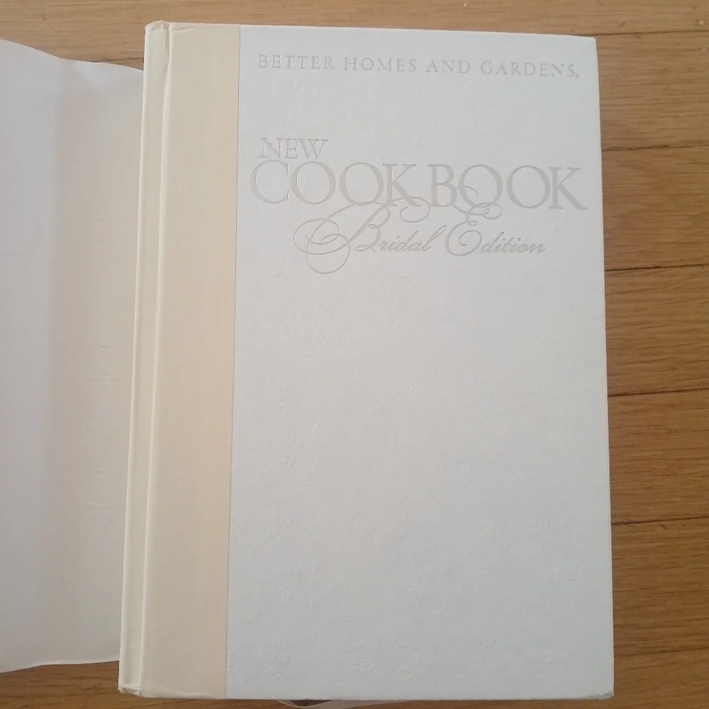 Bridal Edition Better Homes and Gardens New Cook Book 12th Edition Gift